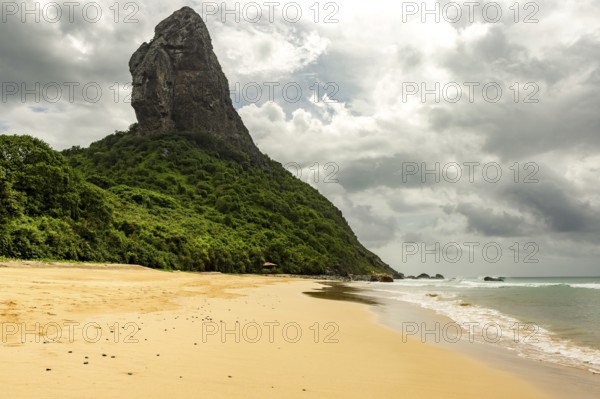 Fernando de Noronha, Brasil. Turquoise water around the Two Brothers rocks, UNESCO World Heritage