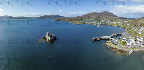 Kisimul Castle, castle ruins in the harbour area, drone shot, Castlebay, Isle of Barra, Hebrides,
