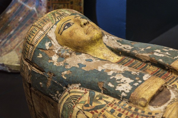 Anthropomorphic mummy coffin of Anet, wood, Deir el-Medina, 20 Dynasty, painting detail, Gregorian