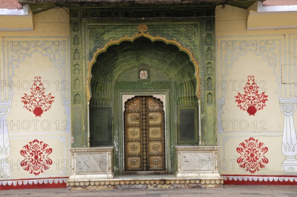 City Palace Jaipur, Rajasthan, North India, India, Asia, Magnificent green portal with elaborately