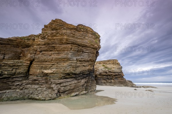 As Catedrais (Las Catedrales) steht unter Naturdenkmalschutz und ist einer der berühmtesten Strände