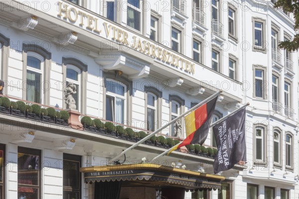 Hotel Vier Jahreszeiten with entrance area and window front, Hamburg, Germany