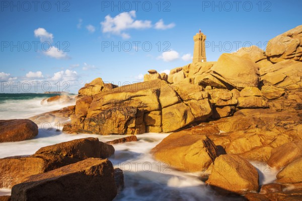 Lighthouse on the Atlantic coast in Brittany near Ploumanach