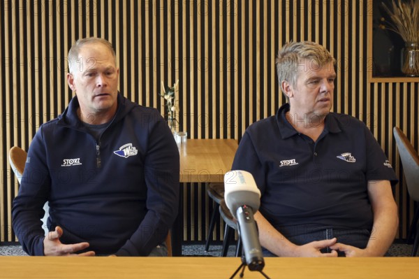 Head Coach Steve Walker (SERC Wild Wings) and Stefan Wagner (Managing Director Schwenninger Wild