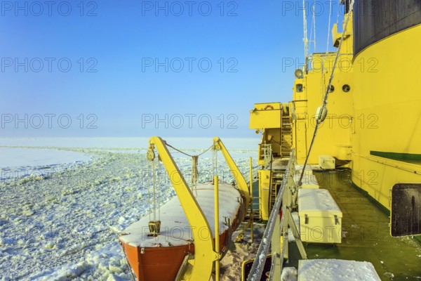 Unforgettable excursion to the arctic tourist cruise. Arctic in winter. Excursion to the Arctic sea