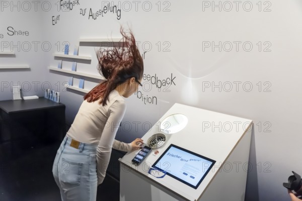 In the interactive exhibition Air. One for all, the Deutsches Hygiene-Museum Dresden is dedicated