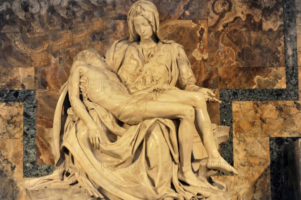 Pieta by Michelangelo, St Peter's Basilica, Vatican, Rome, Italy, Marble sculpture of the Pietà