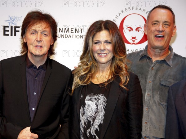 Sir Paul McCartney, Tom Hanks and Rita Wilson at the 23rd Annual Simply Shakespeare held at the