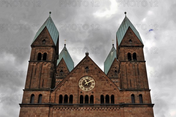 Park of the former residence of the Landgraves of Hesse-Homburg, castle, with a view of the Church