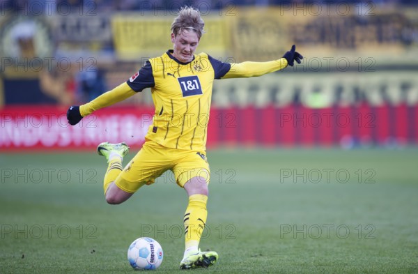 Germany: Soccer 1st Bundesliga, Matchday 20 - 1. FC Heidenheim vs. Borussia Dortmund - Voith-Arena