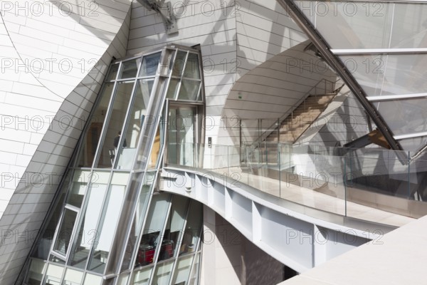 Louis Vuitton foundation, Paris, France