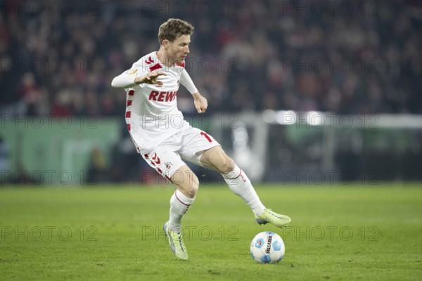 BEAUTIFUL SPORTS/ (DFL/DFB REGULATIONS PROHIBIT ANY USE OF PHOTOGRAPHS AS IMAGE SEQUENCES AND/OR