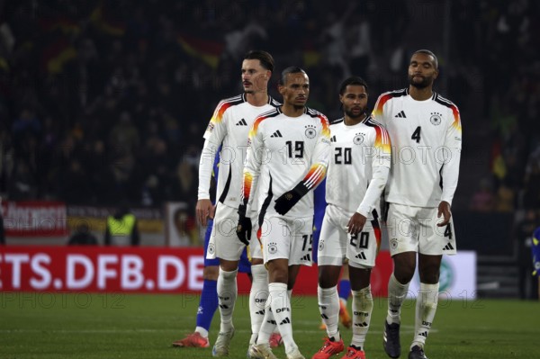 Standing together: from left. Robin Koch (Eintracht Frankfurt), Leroy Sané (Bayern Munich/Team
