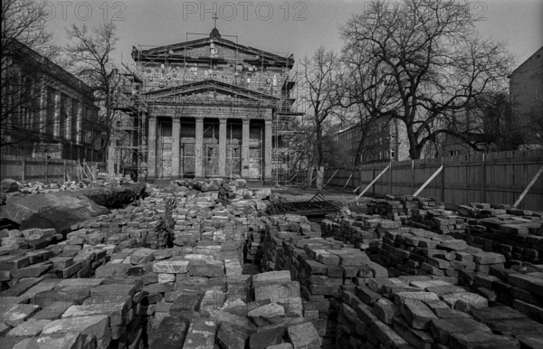 Germany, Berlin, 09.03.1992, Ruin of the Elisabeth Church (Schinkel building), construction work -