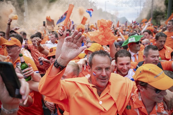 06/07/2024, Berlin, Germany, Europe, Fans of the Dutch national football team celebrate on a fan