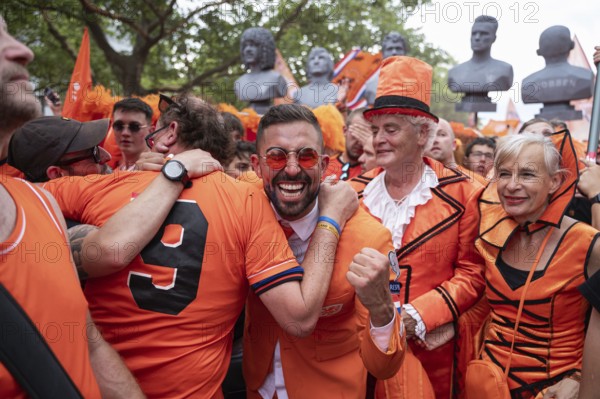 06/07/2024, Berlin, Germany, Europe, Fans of the Dutch national football team celebrate on a fan