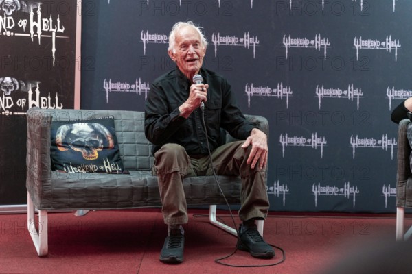 DÜSSELDORF-NEUSS, GERMANY, November 2nd 2019: Lance Henriksen (*1940, American actor, Alien,