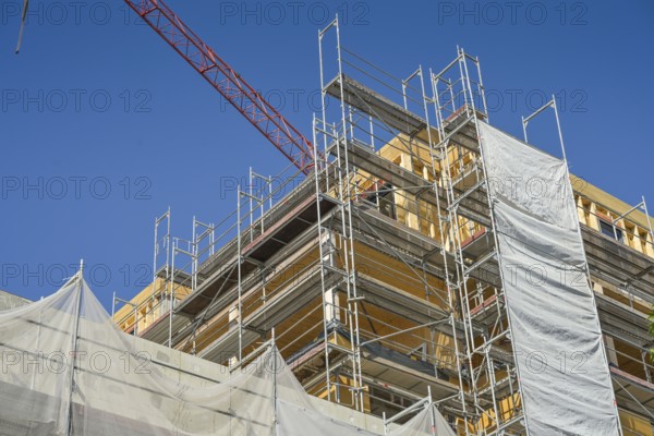 Scaffolding, construction site, housing construction, Eisenbahnstraße, Kaiserslautern,