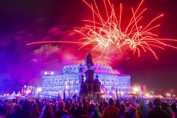 The SemperOperaball 2025 celebrated its 100th anniversary on Friday. Germany's most beautiful