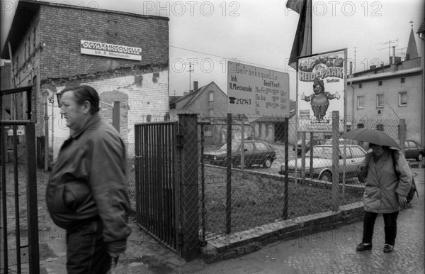 Germany, Eberswalde, 25 March 1992, beverage market, beverage source
