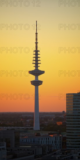 Heinrich Hertz Tower at sunset, television tower in St. Pauli, popularly known as Telemichel,