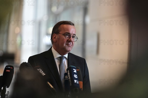 Defence Minister Boris Pistorius (SPD) informs media representatives about the increase in the