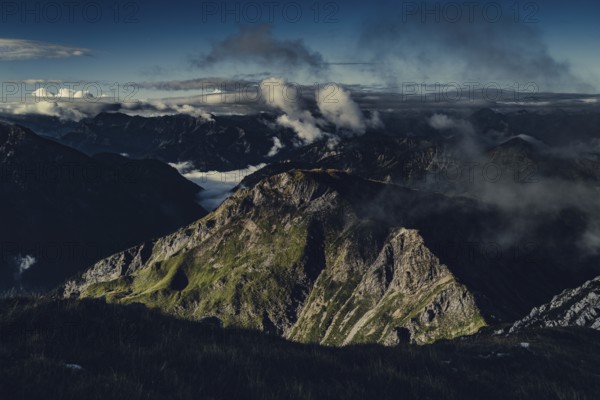 Sunrise hike on the Hochplatte near Halblech in the Ammergau Alps, Ammergebirge in the Allgäu,