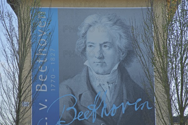 Portrait of the composer Ludwig van Beethoven on a block of flats with signature and year,