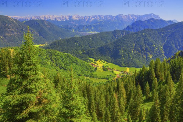 View from the Laber to Ettal and the Wetterstein mountains with the Zugspitze 2962m, Oberammergau,