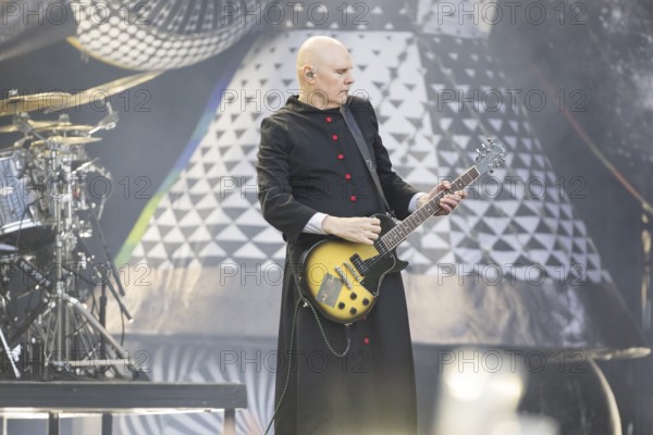 Billy Corgan, lead singer of The Smashing Pumpkins live on The Aghori Tour at the Zitadelle Spandau