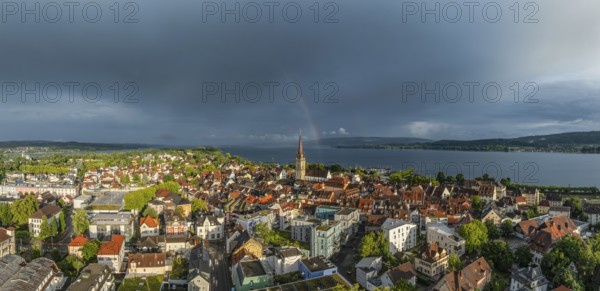 Luftbild, Panorama von der Stadt Radolfzell am Bodensee mit der historischen Altstadt und dem