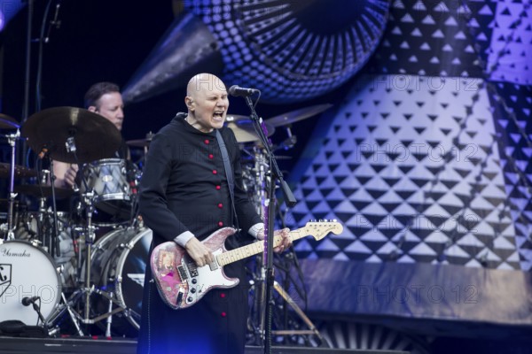 Billy Corgan, lead singer of The Smashing Pumpkins live on The Aghori Tour at the Zitadelle Spandau