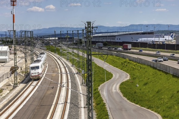 First test run on the new railway line between Stuttgart Airport and Wendlingen. This further
