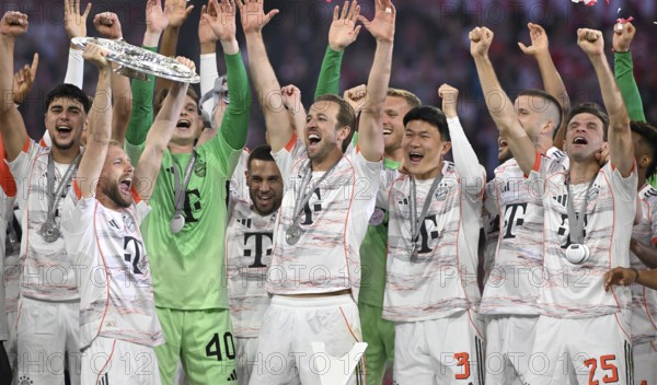 FC Bayern Munich FCB celebrates 34th championship title, championship celebration, championship