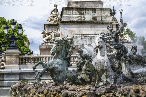 Fontaine du Char du Triomphe de la Concorde, Place des Quinconces, Bordeaux, Gironde,