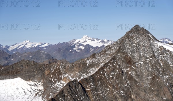 Wilder Pfaff summit, Wildspitze summit behind, view from the Wilder Freiger, Stubai Alps, South