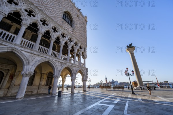 Doge's Palace at the Piazetta San Marco and Colonna di San Marco, in the morning light, Church of