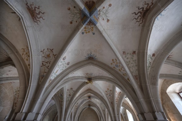 Late Gothic ribbed vault in the lay refectory, built in 1530, painted in 1528, Bebenhausen