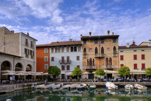 Houses at the harbour, Porto Vecchio, Lake Garda, Desenzano del Garda, Lombardy, Province of