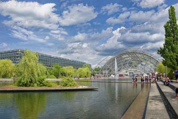New Leipzig Trade Fair Centre, Leipzig Trade Fair, with glass entrance hall and water basin, trade