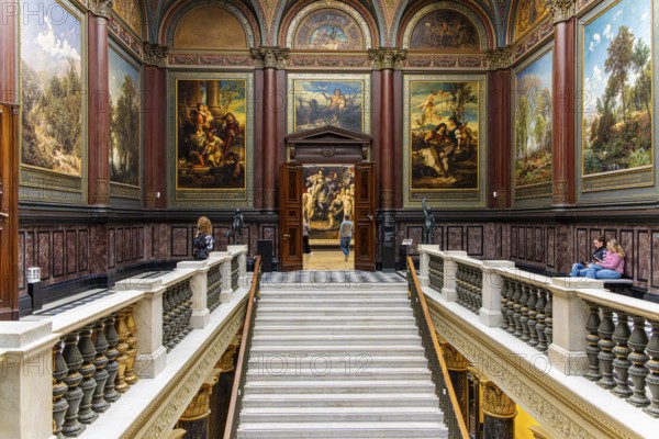 Interior design with paintings and exhibits in the Hamburger Kunsthalle, art museum am