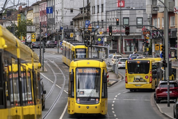 Ruhrbahn tram, on Altendorfer Straße, intersection Helenenstraße, in Essen, rush hour, traffic,