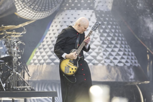 Billy Corgan, lead singer of The Smashing Pumpkins live on The Aghori Tour at the Zitadelle Spandau