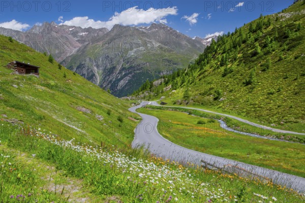 Ötztal Glacier Road, Sölden, Ötztal, Ötztal Alps, Tyrol, Austria