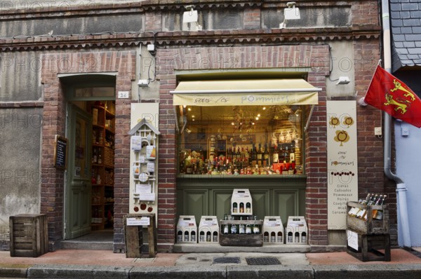Entrance and shop window of a Calvados and cider shop, Vieux Bassin, Honfleur, Cote Fleurie, Pays