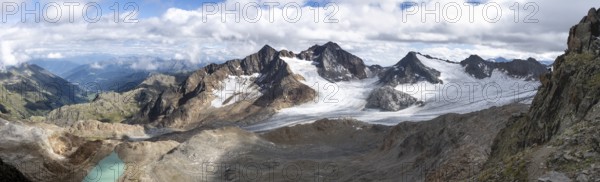 Panorama from the summit of the Becher, high mountain landscape, view of mountain peaks