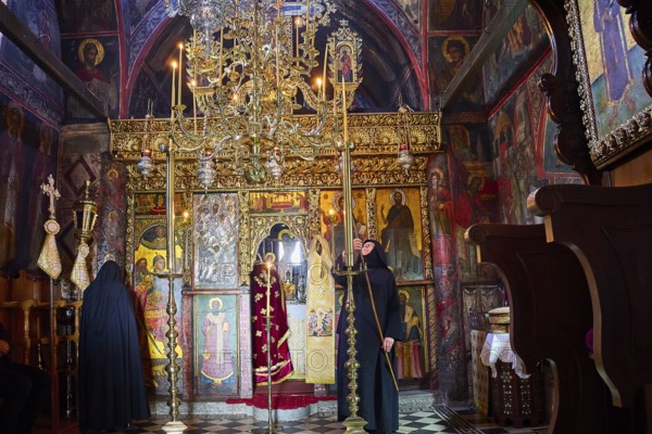 Zoodochou Pigis Monastery, Nunnery, Iconostasis, Richly decorated church interior with icons and