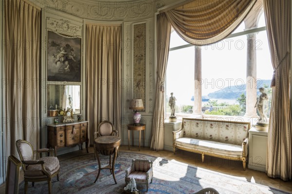 Interior view, Villa Ephrussi de Rothschild, Saint-Jean-Cap-Ferrat, Cap Ferrat, Alpes Maritimes,
