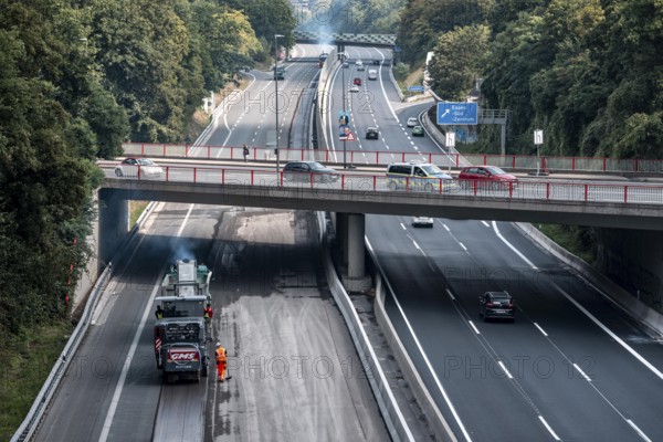 Rehabilitation of the A52 motorway near Essen, an 8 km long section between the Essen-Kettwig