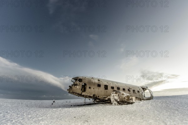 Planewreck from Sólheimasandur, in southern iceland, Winter, Sunset, Beach, Iceland* Planewreck